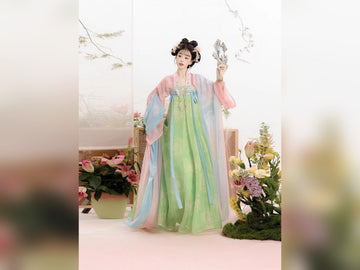 Dynasty Style Guide: An Extended Look at Women’s Hanfu