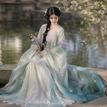 Pear Blossom Embroidered Hanfu Set with Gradient Qixiong Skirt and Wide-Sleeve Robe