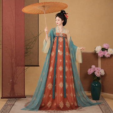 Tang Dynasty Embroidered Qixiong Ruqun Hanfu Set – Elegant Spring & Summer Traditional Chinese Dress
