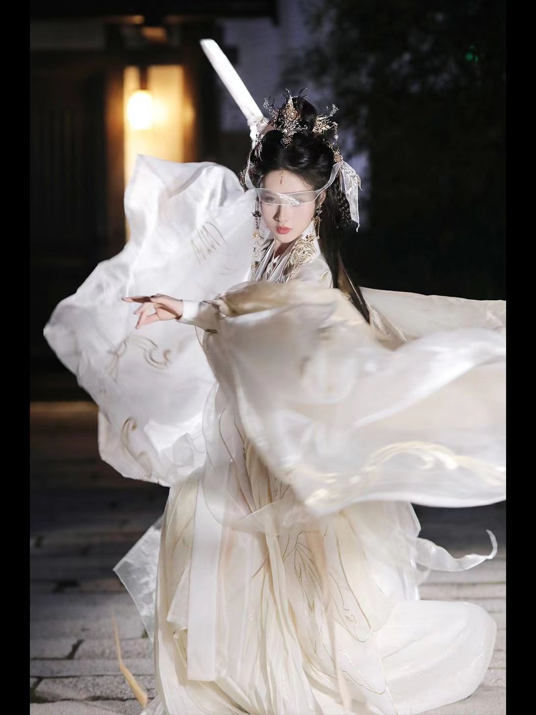 Golden Feather Song-Style Hanfu Set, Wuxia Inspired Embroidered Wide Sleeve Ruqun with Pibo Shawl